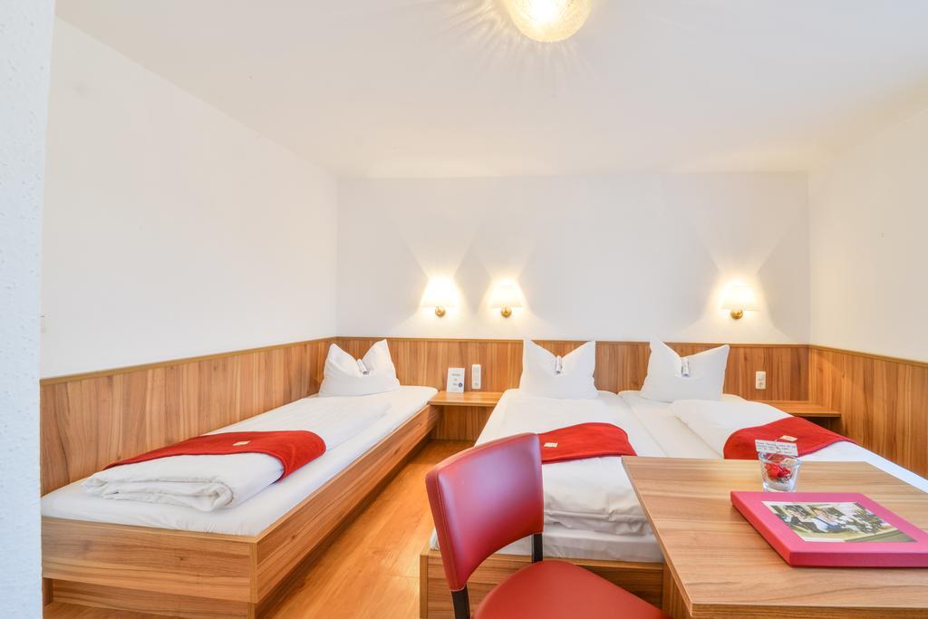 Hotel Drei Loewen Dachau Szoba fotó