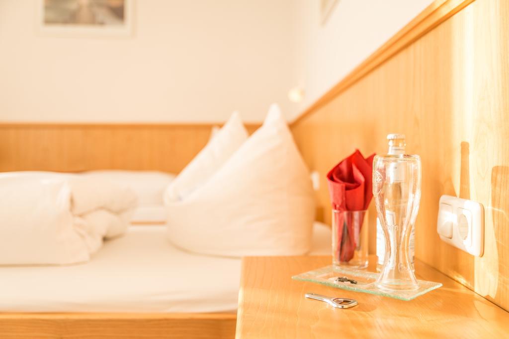 Hotel Drei Loewen Dachau Szoba fotó