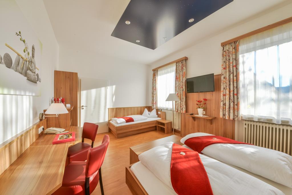 Hotel Drei Loewen Dachau Szoba fotó